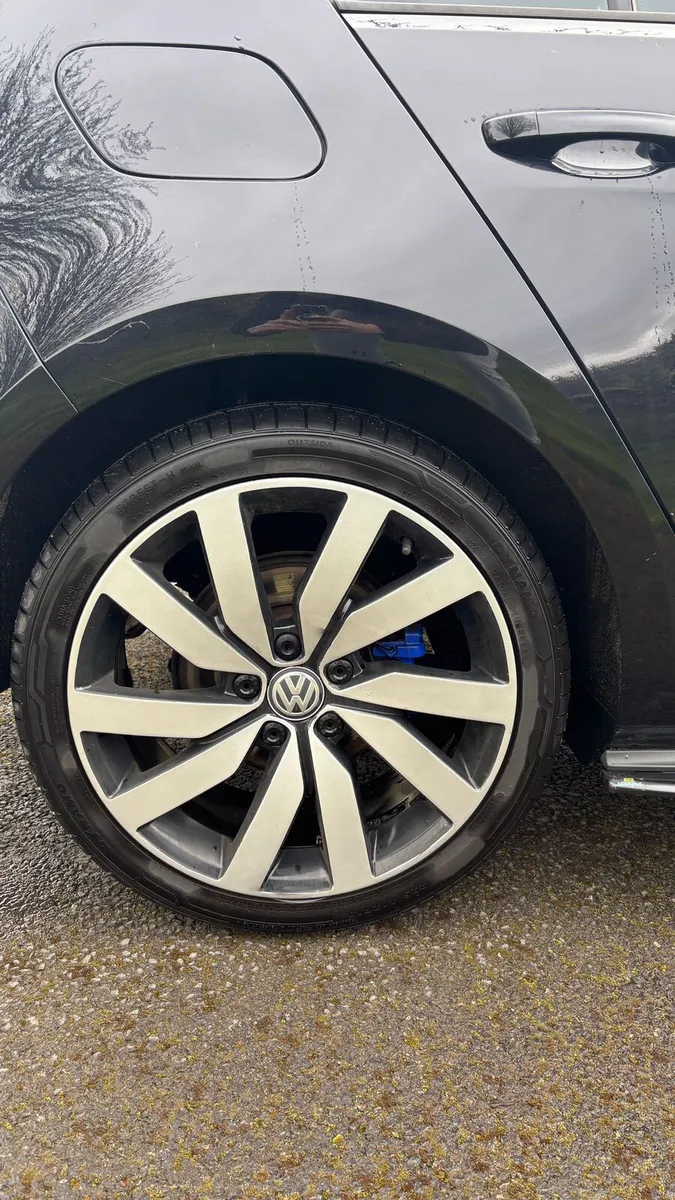 VW Golf GTE - Image 5