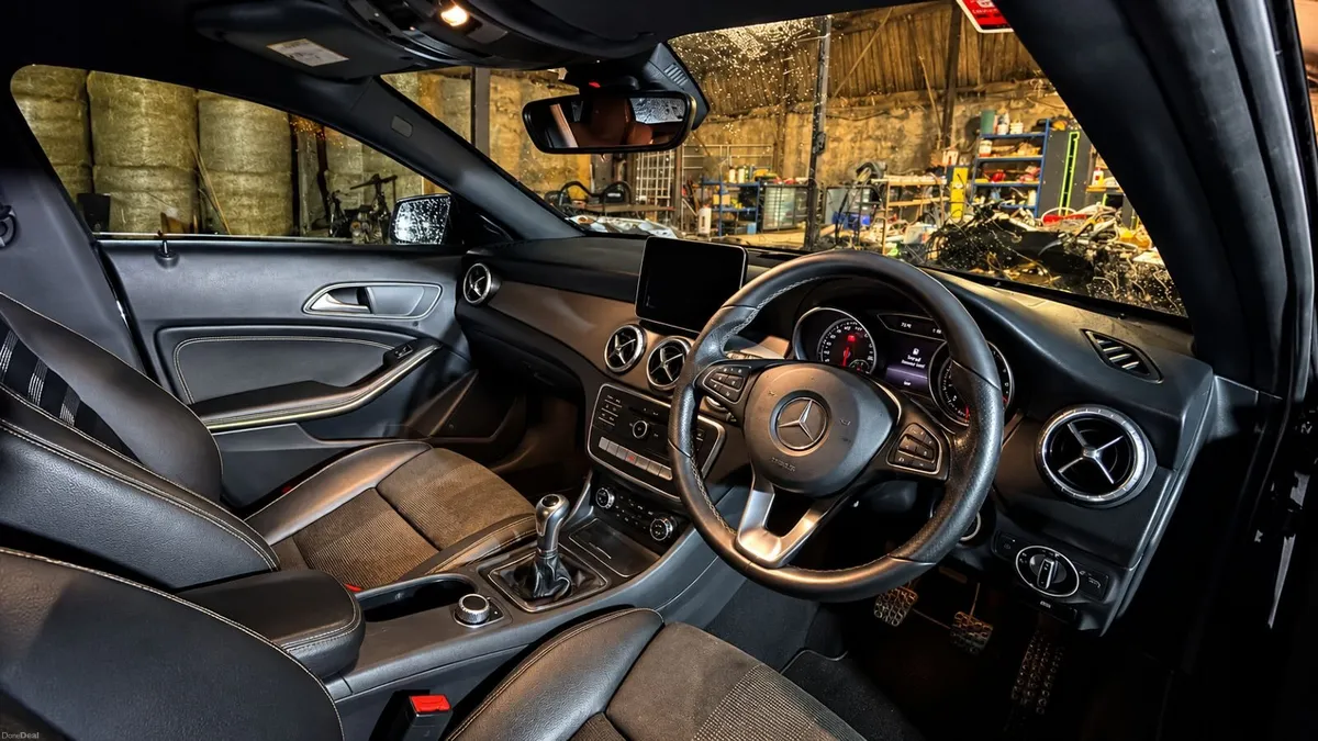Mercedes-Benz CLA 2017 - Image 2