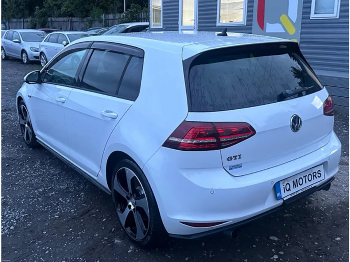 Volkswagen Golf GTI 2.0 AUTOMATIC LOW MILEAGE (089 - Image 6