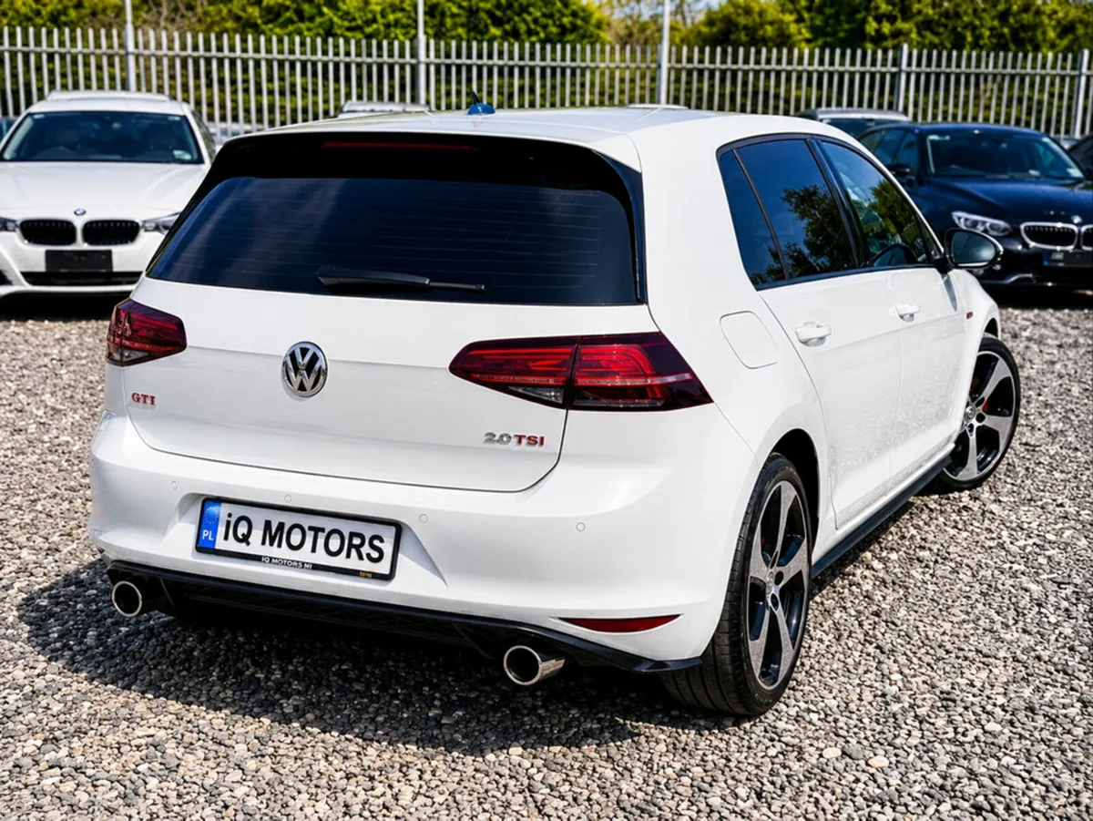 Volkswagen Golf GTI 2.0 AUTOMATIC LOW MILEAGE (089 - Image 4