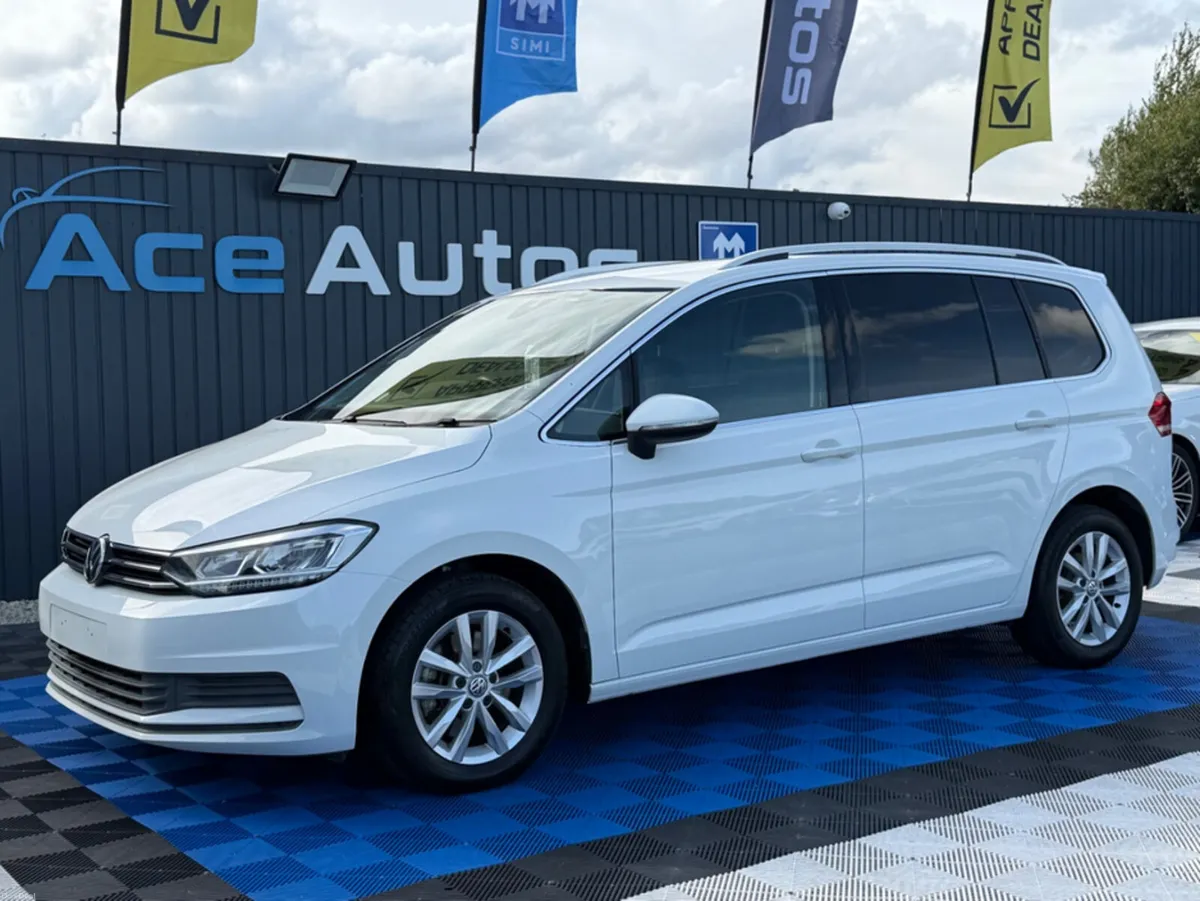 Volkswagen Touran COMFORTLINE - 2.0L DIESEL - AUTO - Image 3