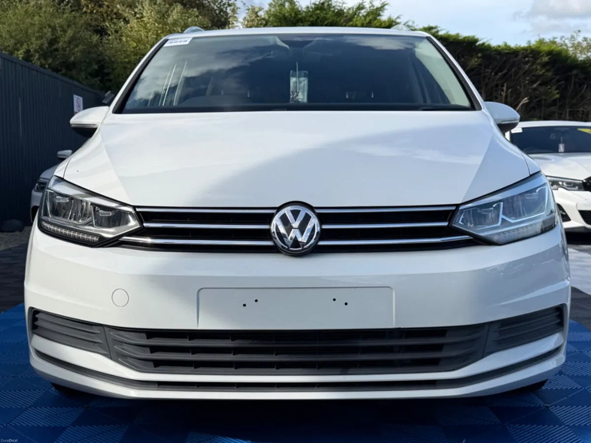 Volkswagen Touran COMFORTLINE - 2.0L DIESEL - AUTO - Image 6