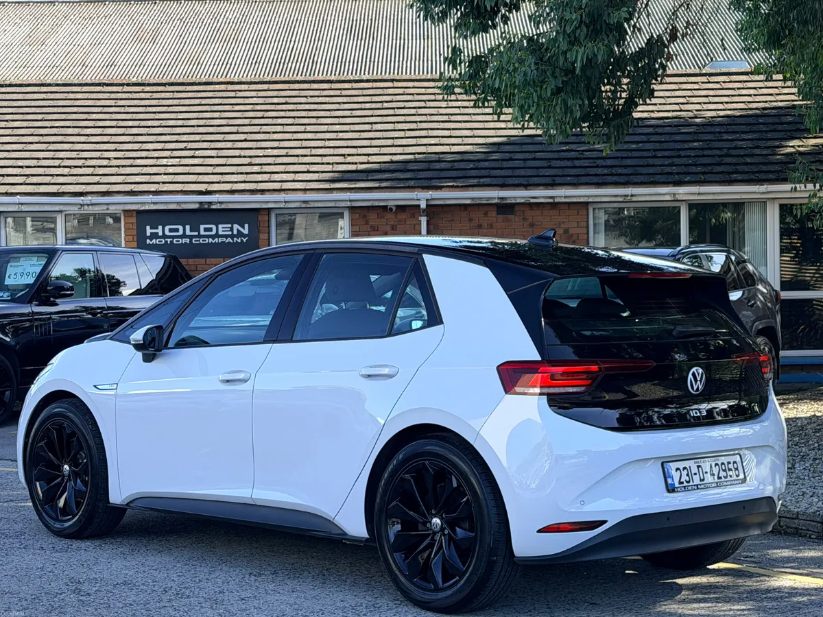 2023 Volkswagen ID.3 - Image 5