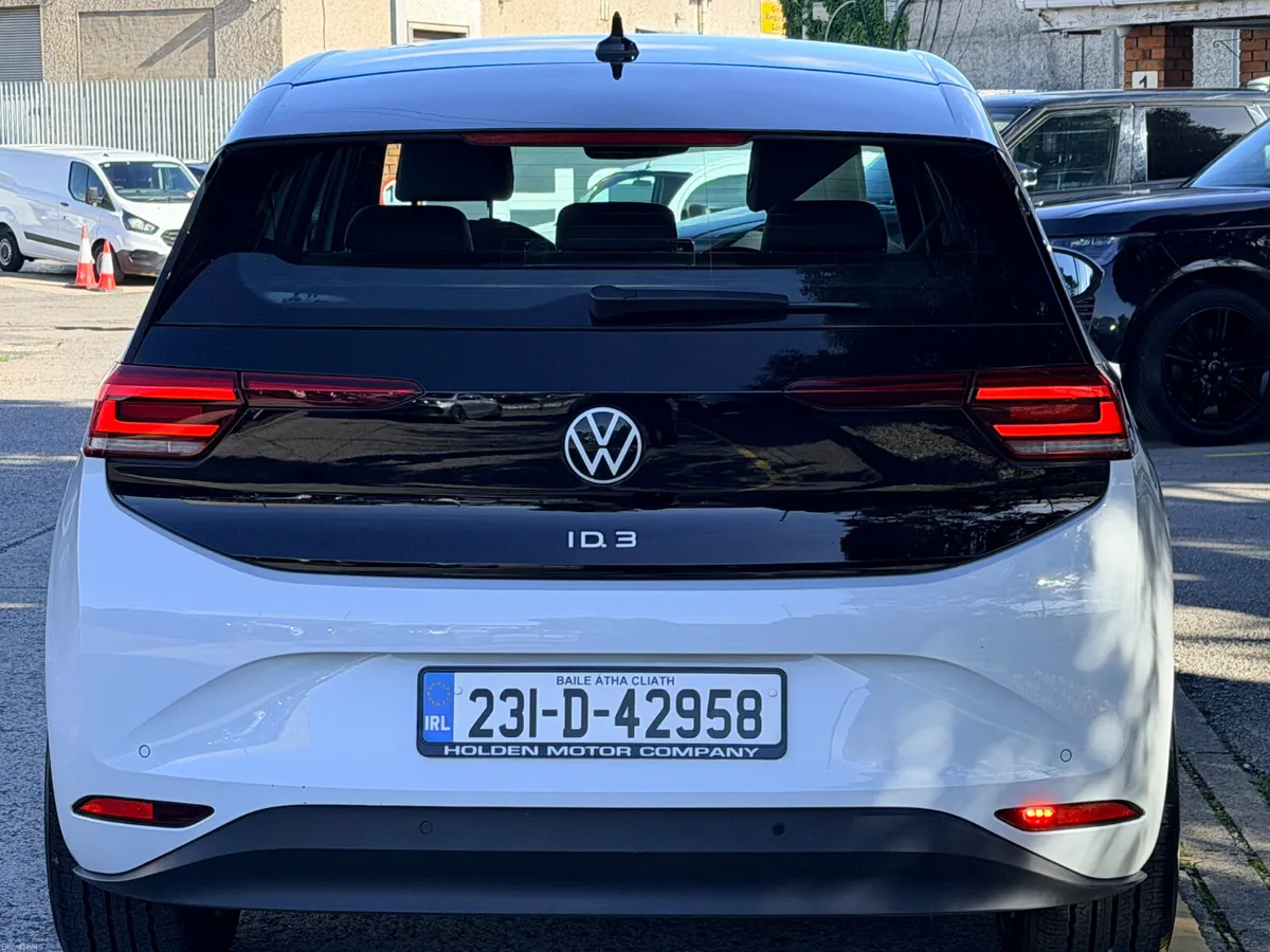 2023 Volkswagen ID.3 - Image 6