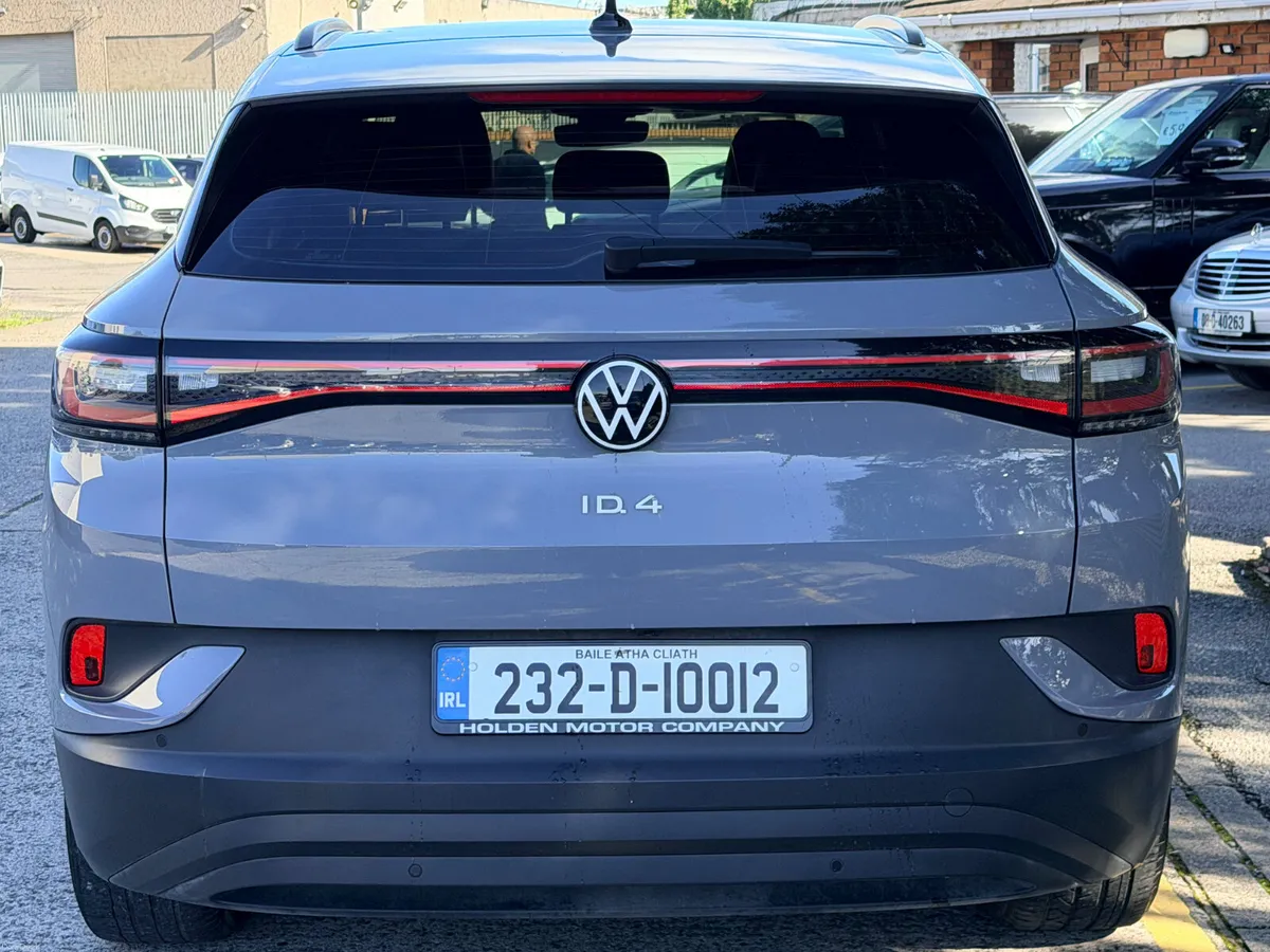 2023 Volkswagen ID.4..2 keys..rear cam - Image 5