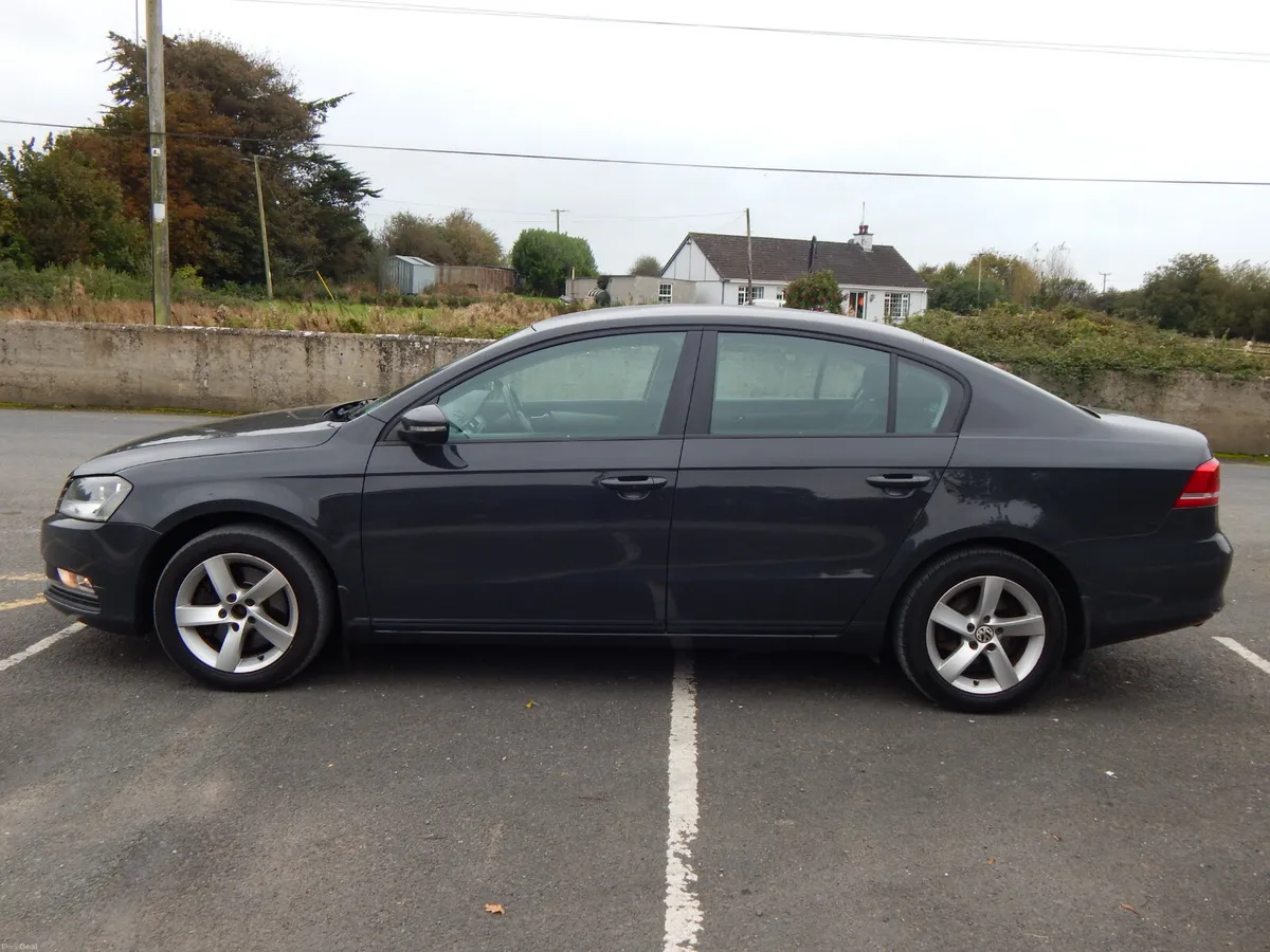 2011 Volkswagen Passat  Tax & Test 07/27 - Image 5