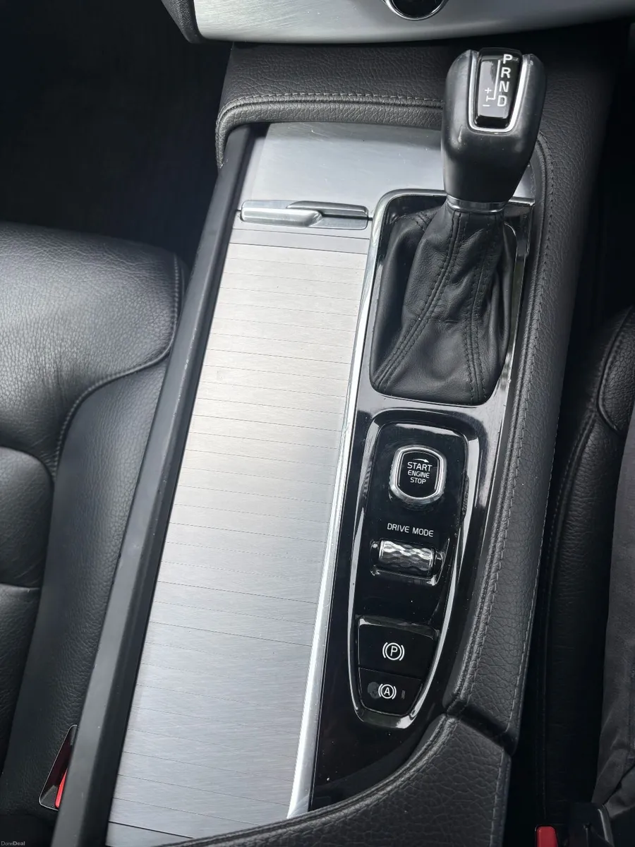 Volvo XC90 2018 - Image 6