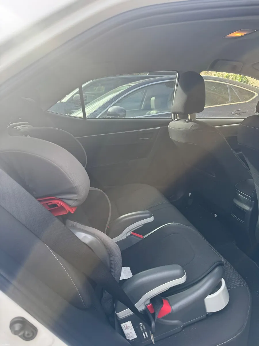 Toyota Corolla 2016 - Image 1