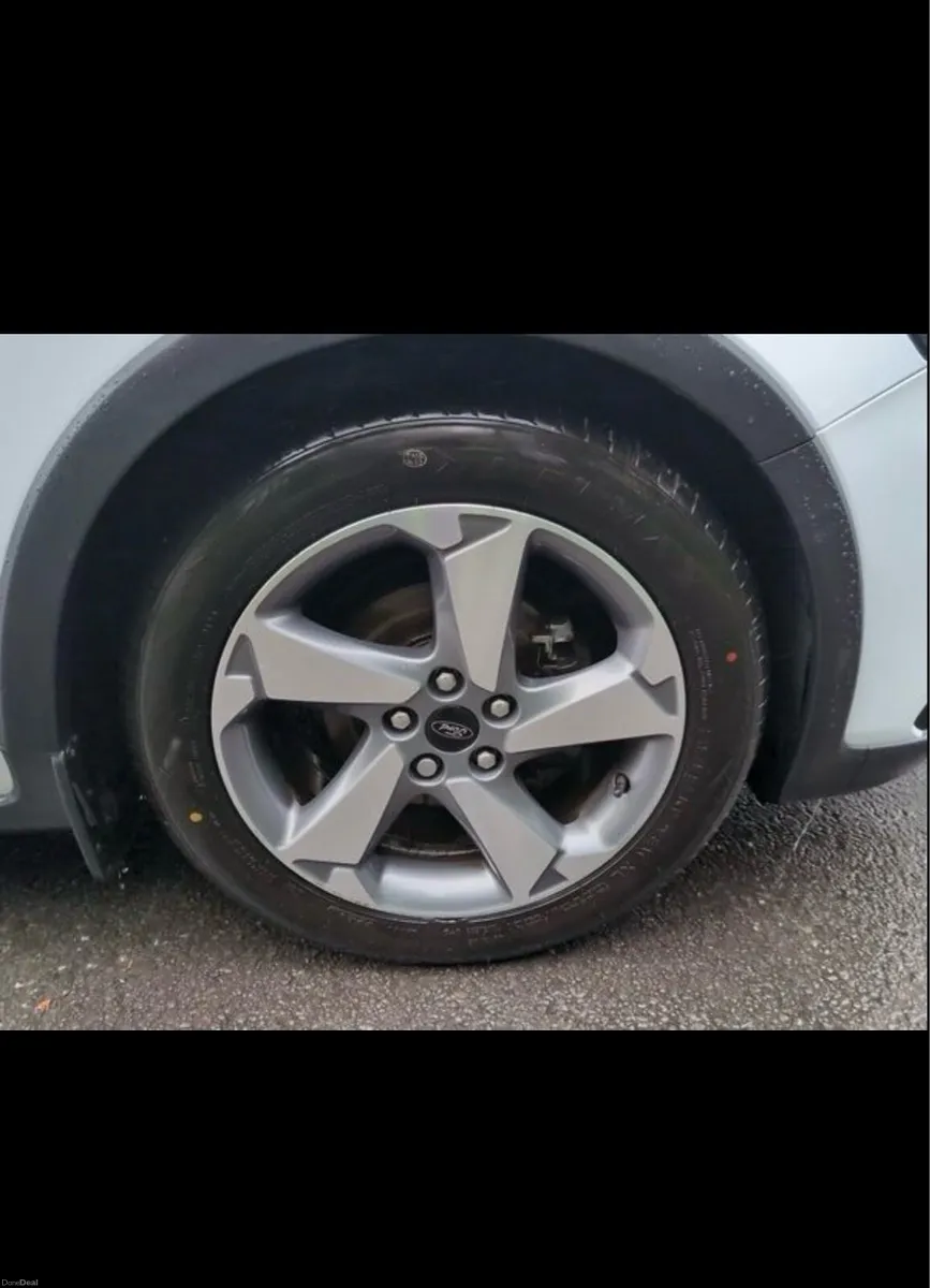 Image 2 of 7