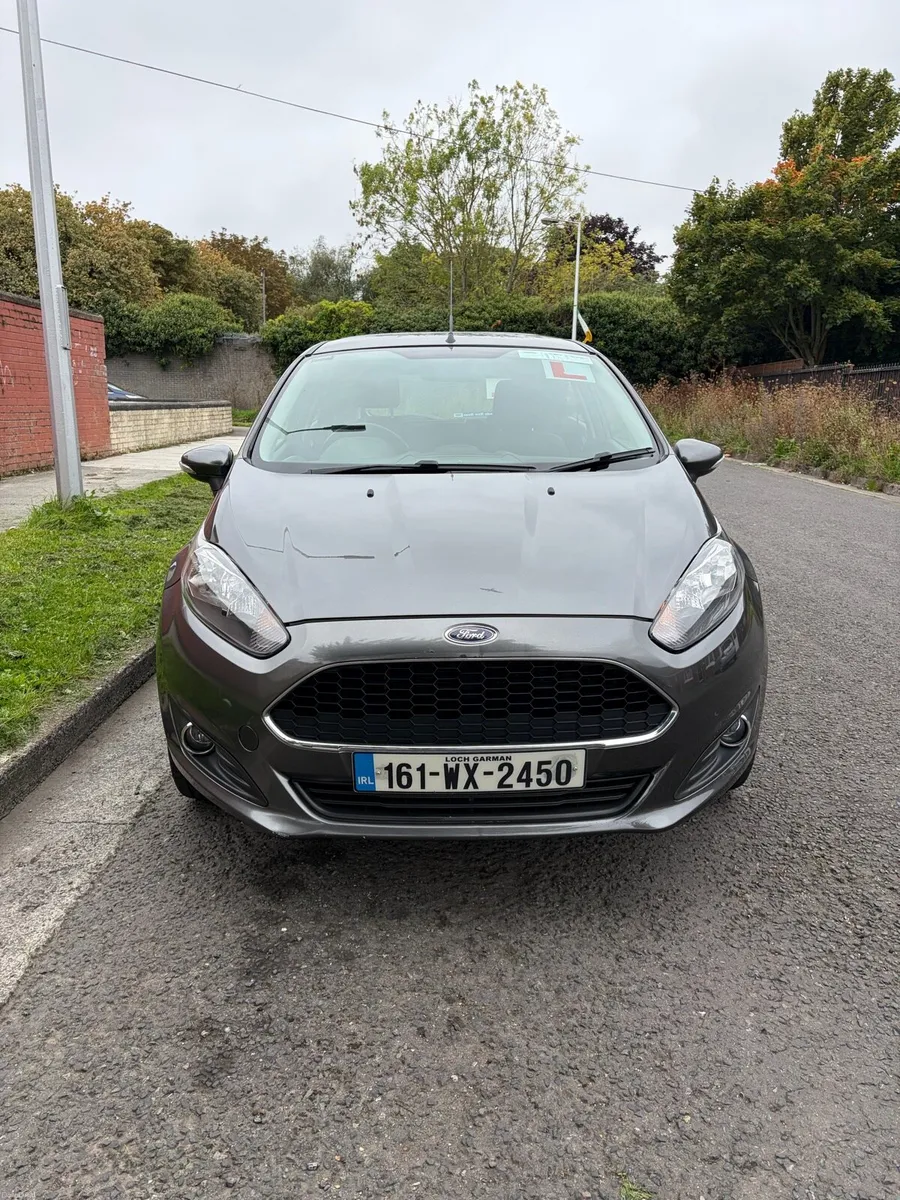 2016 Ford Fiesta - Image 2