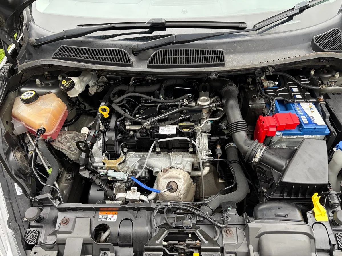 2016 Ford Fiesta - Image 6
