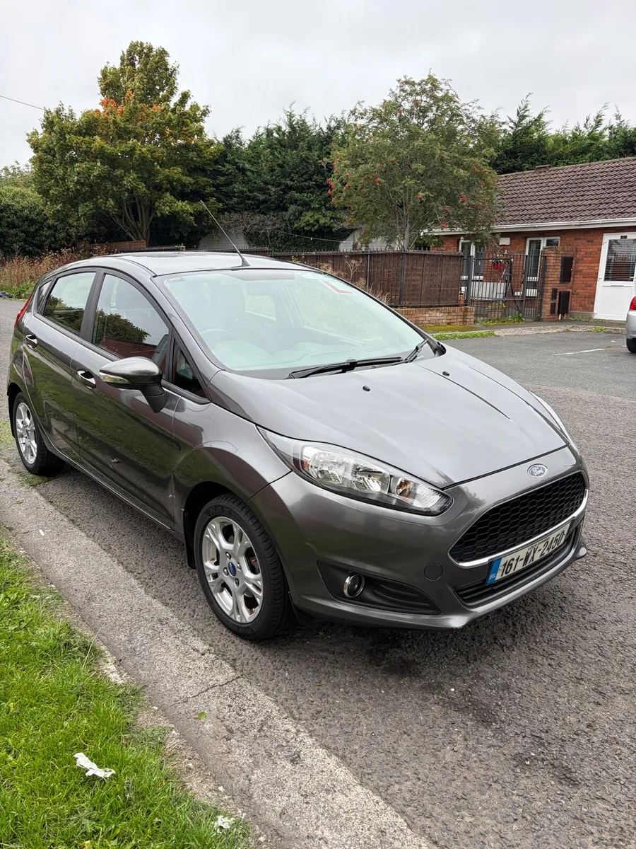 2016 Ford Fiesta - Image 3