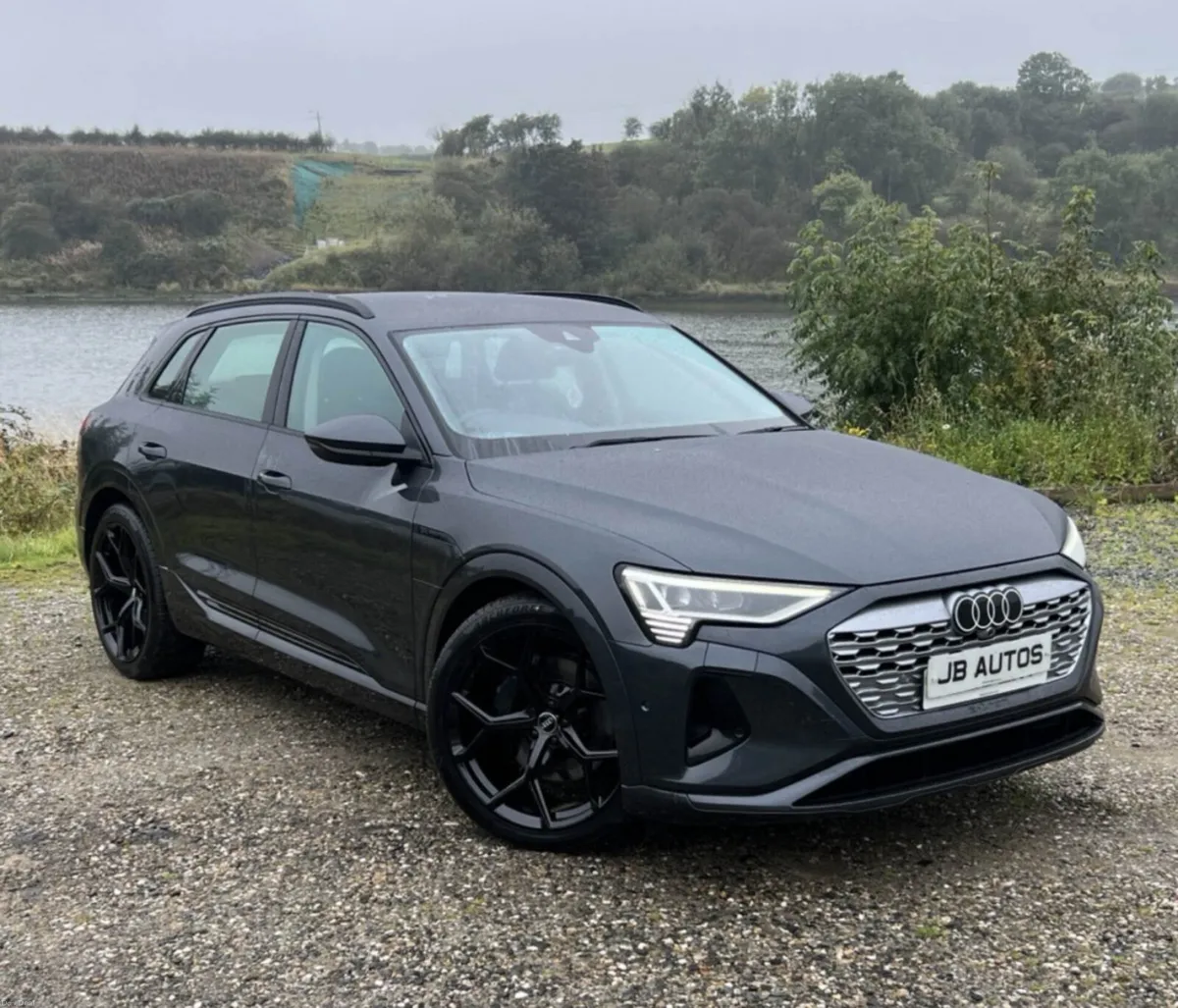 Audi q4 - Image 1