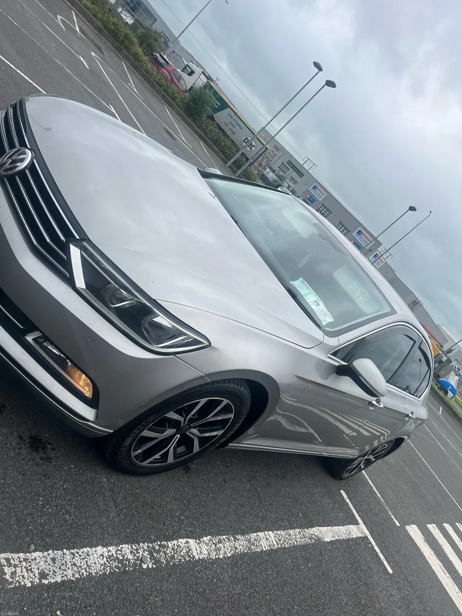 Car - Image 2