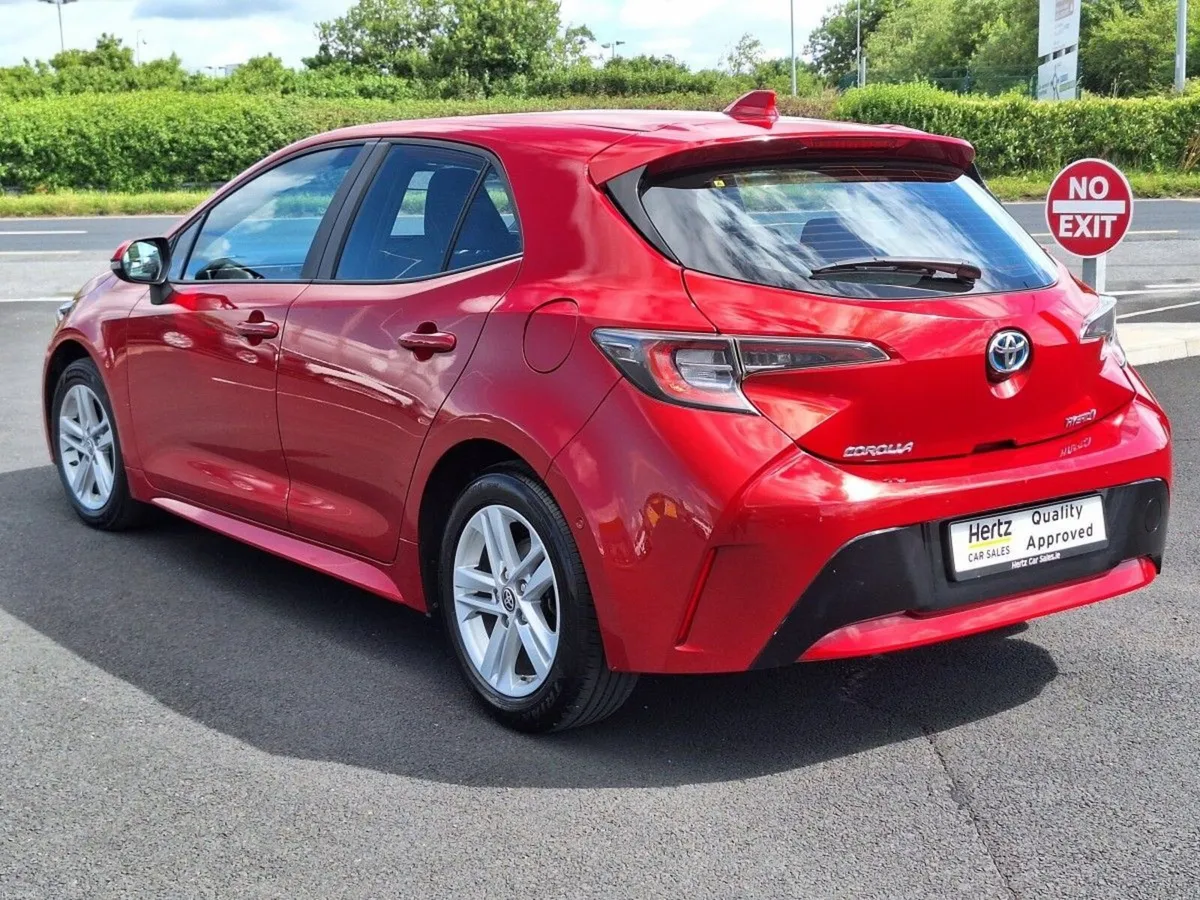 Toyota Corolla ICON TECH HEV CVT 1.8 Petrol Automa - Image 6