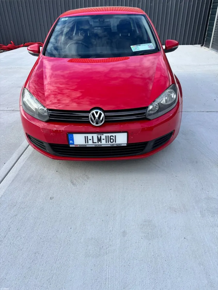 2011 Volkswagen Golf 1.6 TDI BLUEMOTION 105BHP - Image 2