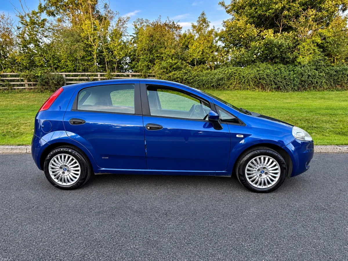 Fiat Punto Grande - NCT 08/27 - 140km - Image 6