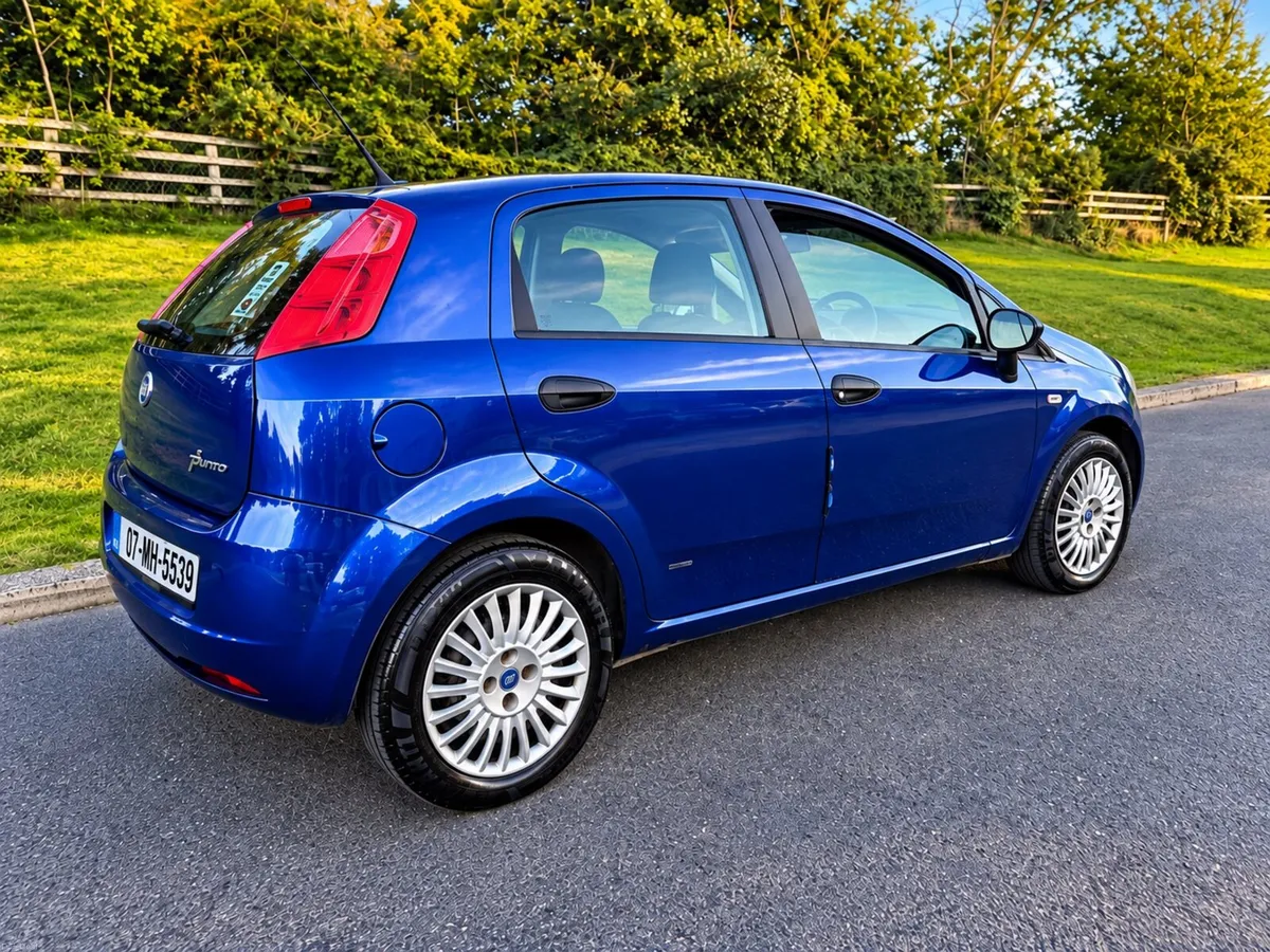 Fiat Punto Grande - NCT 08/27 - 140km - Image 2
