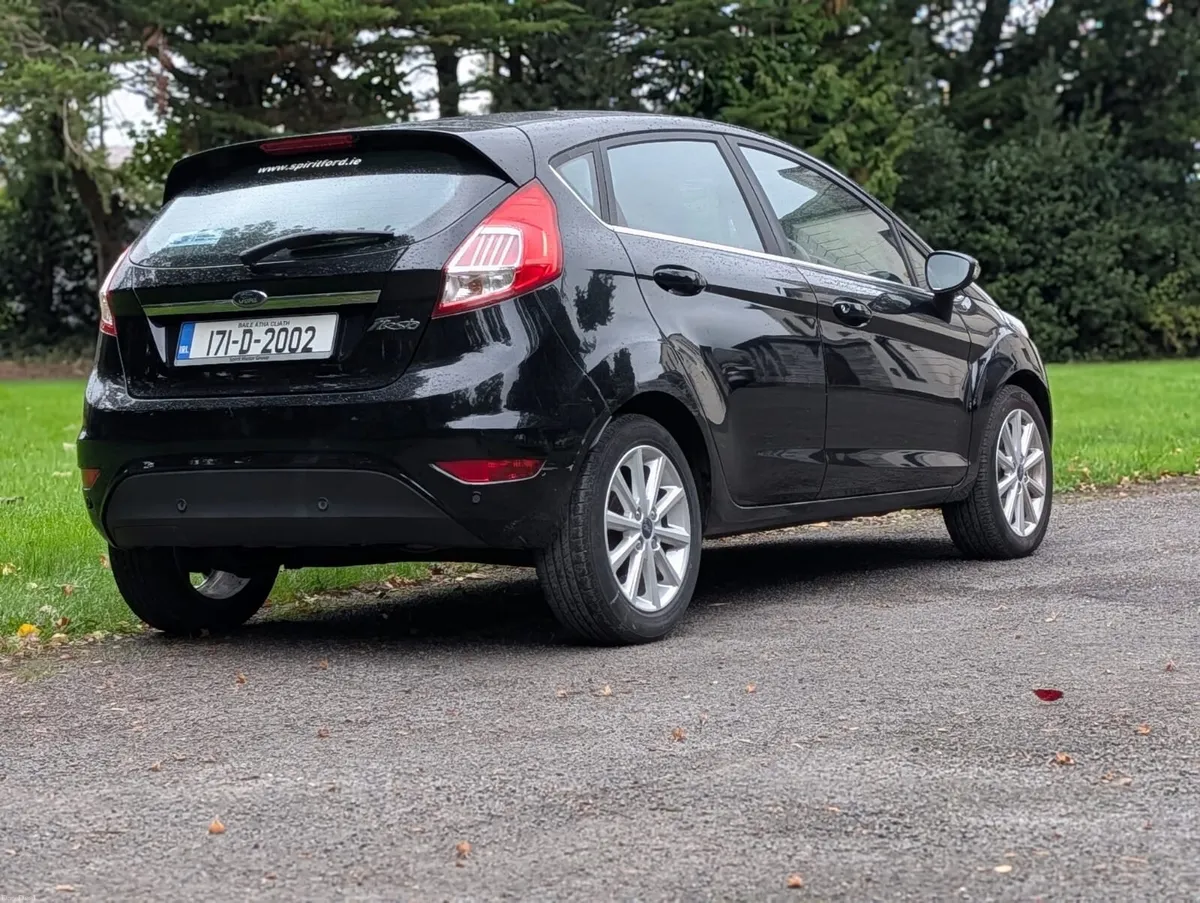 2017 FORD FIESTA TITANIUM 1.0 65PS M5 4DR CB1 CNN - Image 5