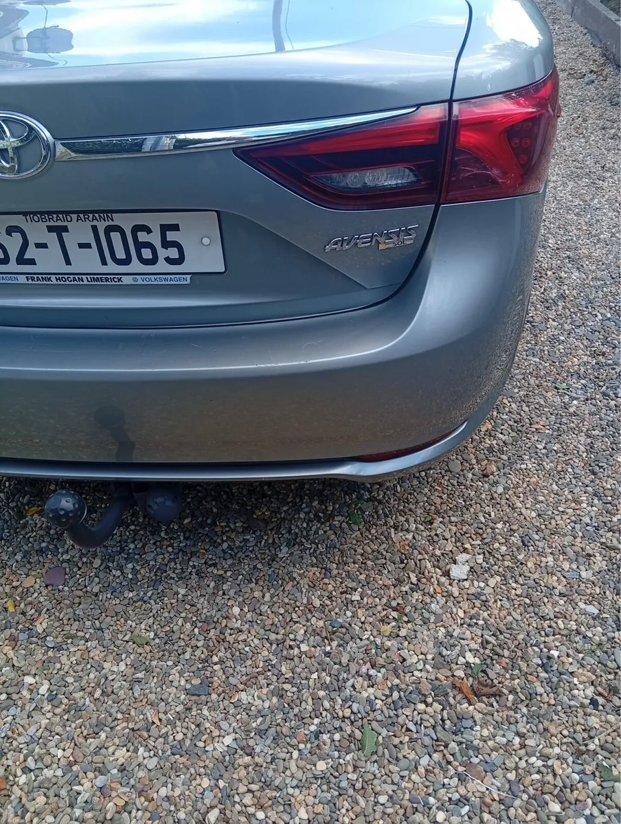162 Toyota Avensis - Image 5