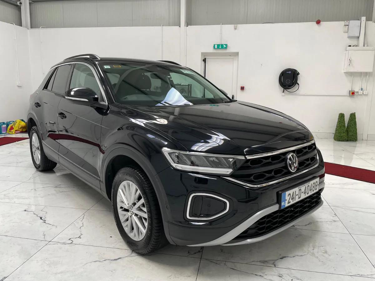 Volkswagen T-Roc 2024 1.0 Tsi - Image 1
