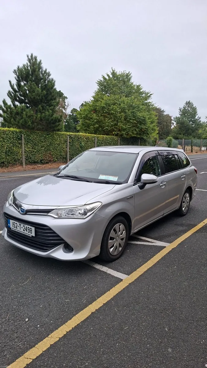 Toyota Fielder hybrid - Image 1