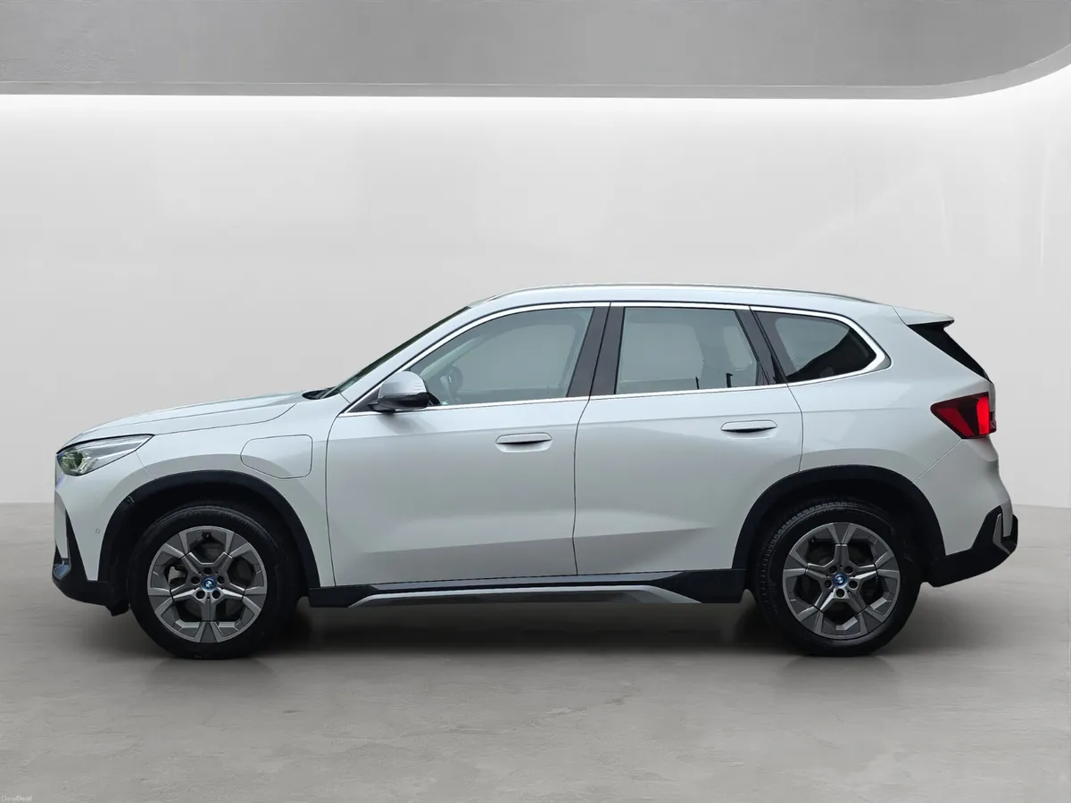 2023 BMW X1 30E X-LINE AUTO. - Image 4
