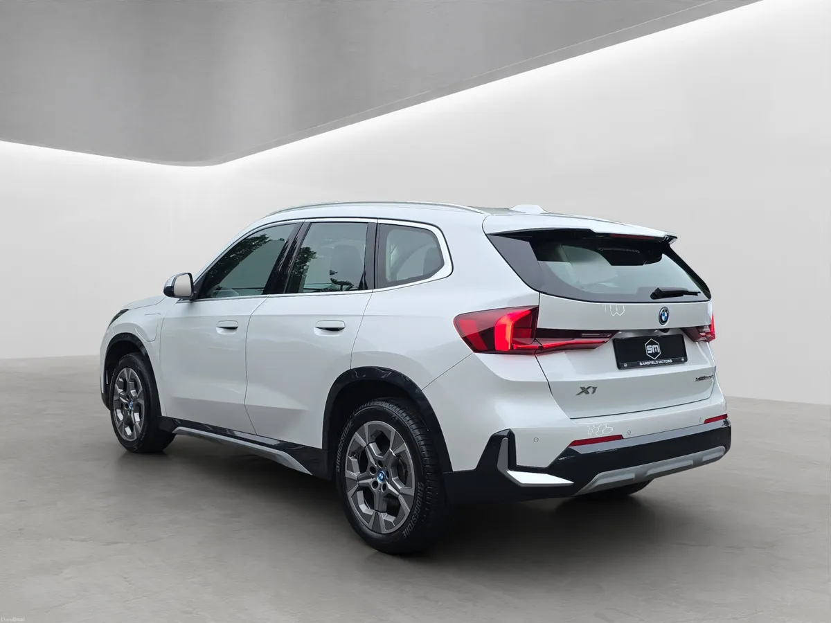 2023 BMW X1 30E X-LINE AUTO. - Image 5