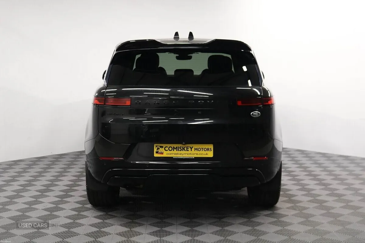 Land Rover Range Rover Sport D300 MHEV Dynamic SE - Image 6