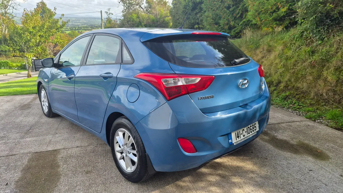14 i30 - AUTOMATIC - BLUETOOTH - CRUISE CONTROL - Image 3