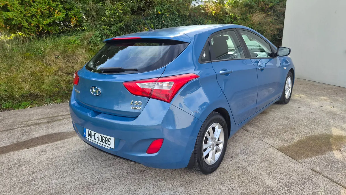 14 i30 - AUTOMATIC - BLUETOOTH - CRUISE CONTROL - Image 6
