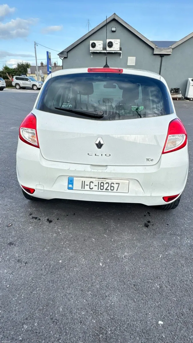 Renault Clio - Image 5