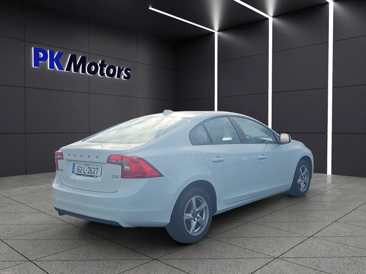 Volvo S60 2016 - Image 6
