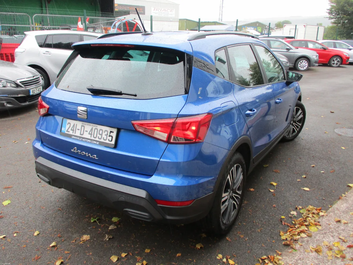 SEAT Arona 1.0 tsi SE +  2024 - Image 5