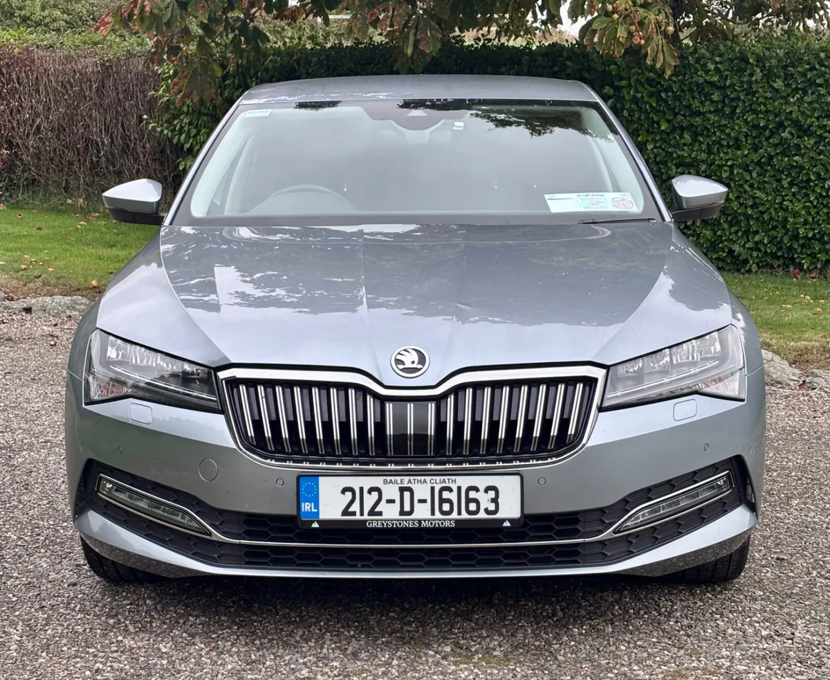 212 Skoda Superb Automatic - Mint Condition - Image 2