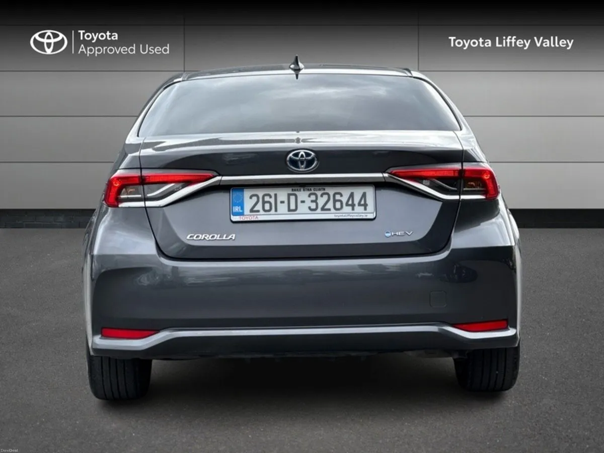 Toyota Corolla COROLLA SALOON LUNA SPORT - Image 4