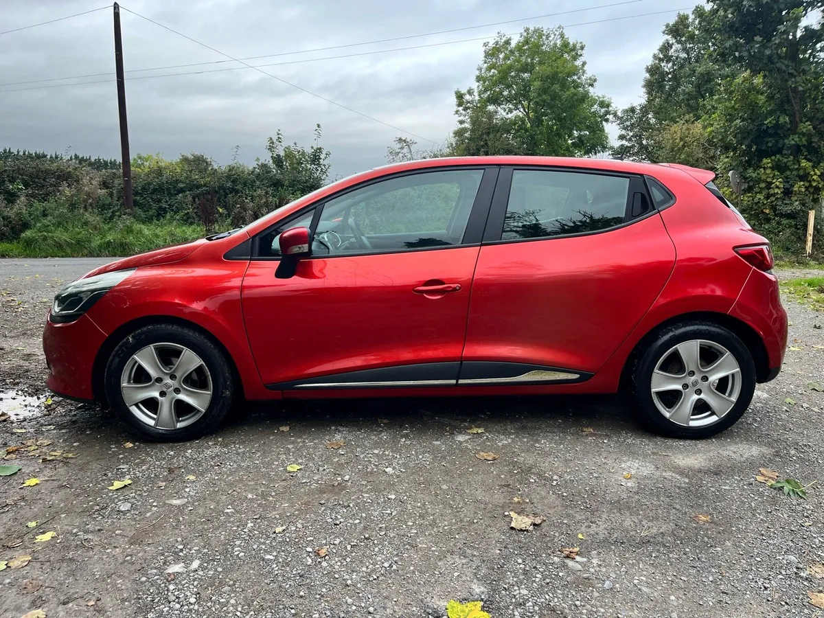 Renault Clio 1.2 Petrol - fresh NCT - Image 4
