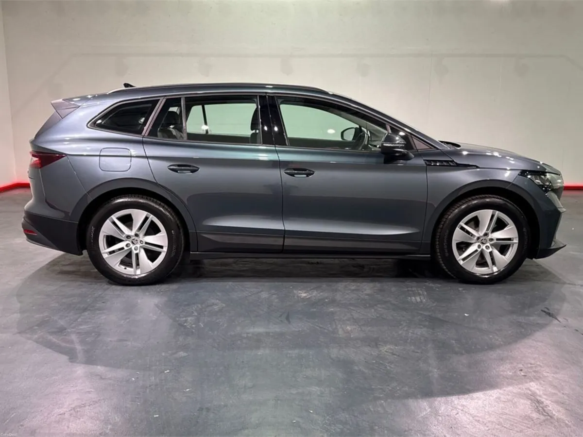 Skoda Enyaq 60 NAV LODGE - FACTORY ALLOYS – DIGITA - Image 2