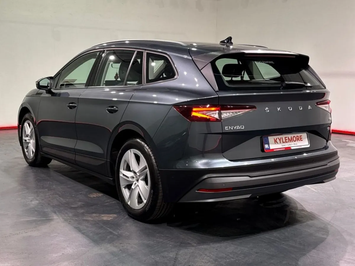Skoda Enyaq 60 NAV LODGE - FACTORY ALLOYS – DIGITA - Image 5