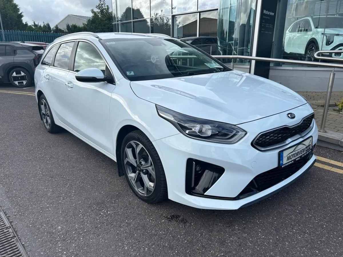 Kia Ceed *Automatic* SW Phev Trailer 5DR - Image 3
