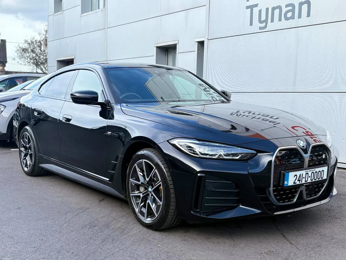 2024 BMW i4 35 M Sport, Tech Pack, CarPlay, 18" - Image 5