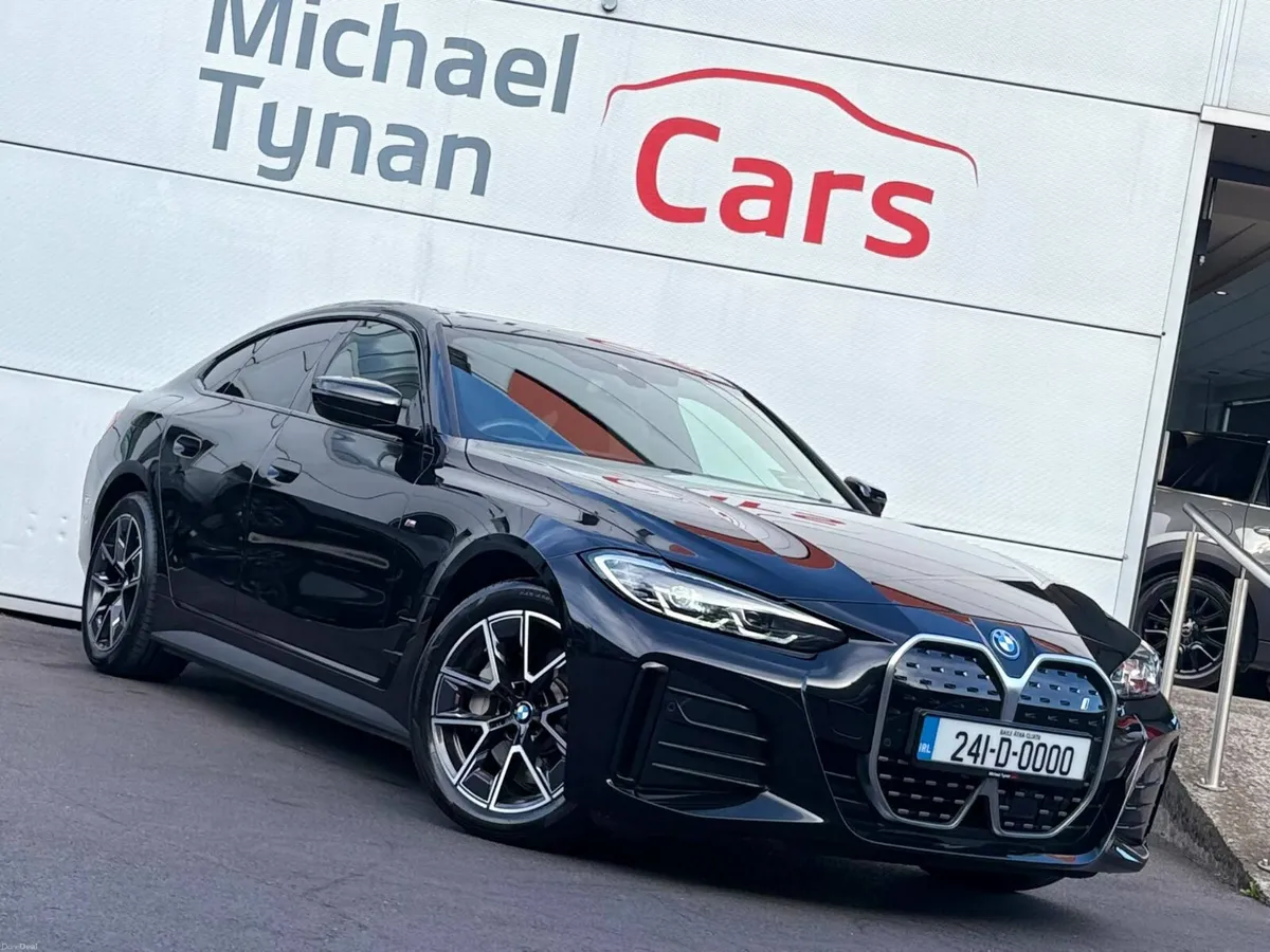 2024 BMW i4 35 M Sport, Tech Pack, CarPlay, 18" - Image 4