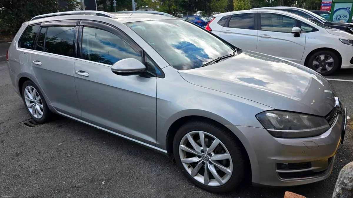 2015 Volkswagen Golf Estate 1.4 TSI DSG Automatic - Image 3