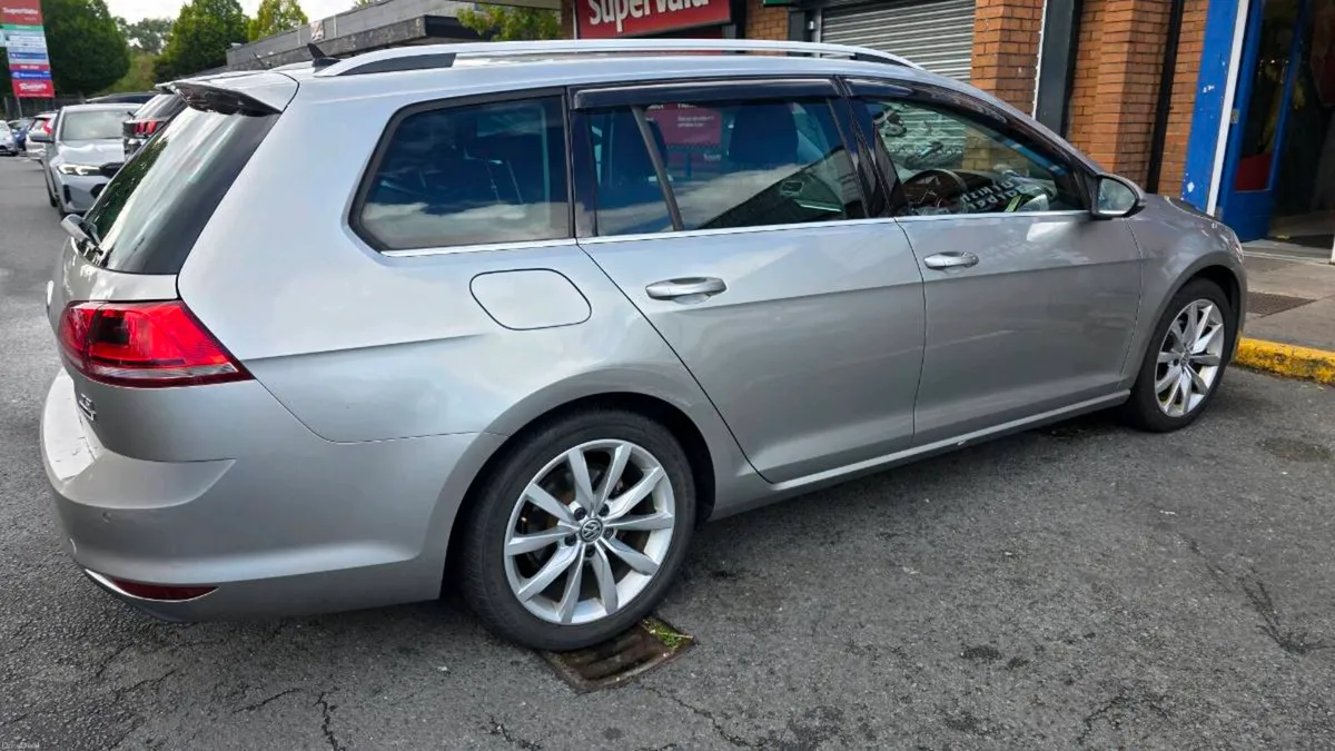 2015 Volkswagen Golf Estate 1.4 TSI DSG Automatic - Image 5
