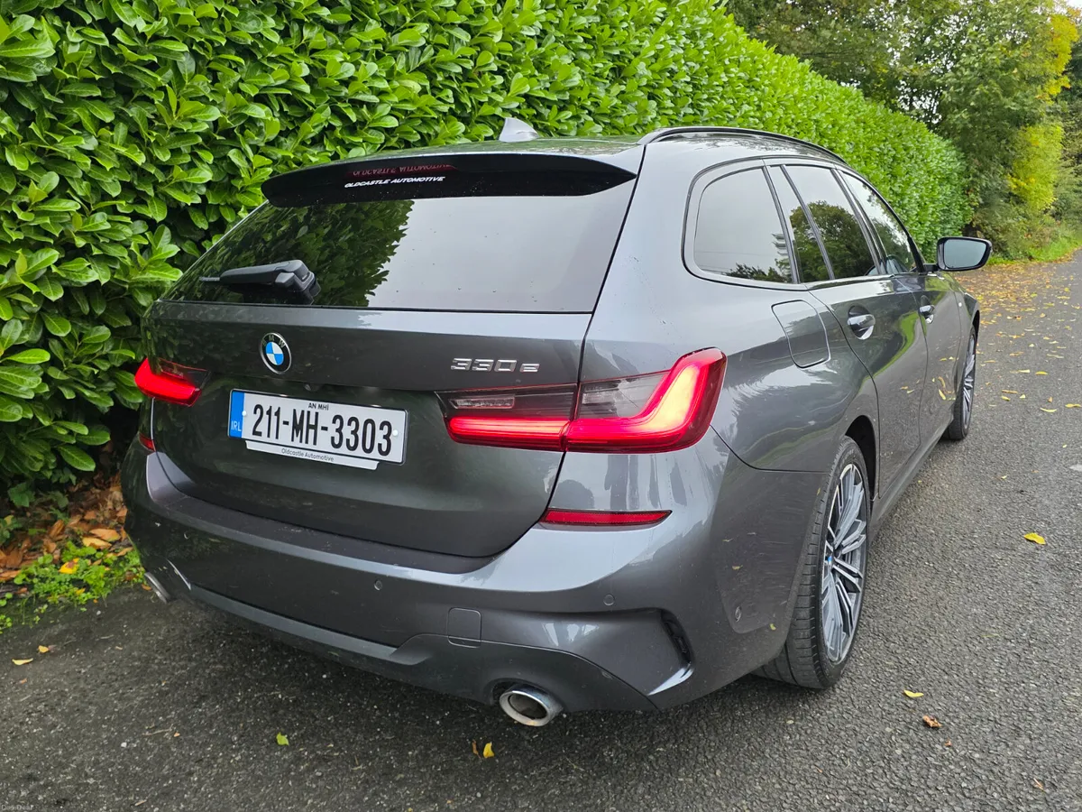 2021 BMW 330e G21 M Sport Touring – Plug-In Hybrid - Image 5