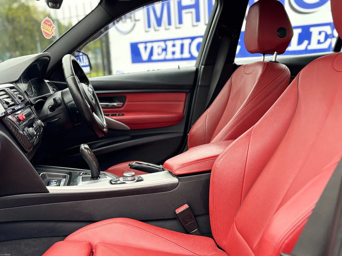 BMW 3-Series 2015 m sport auto - Image 3