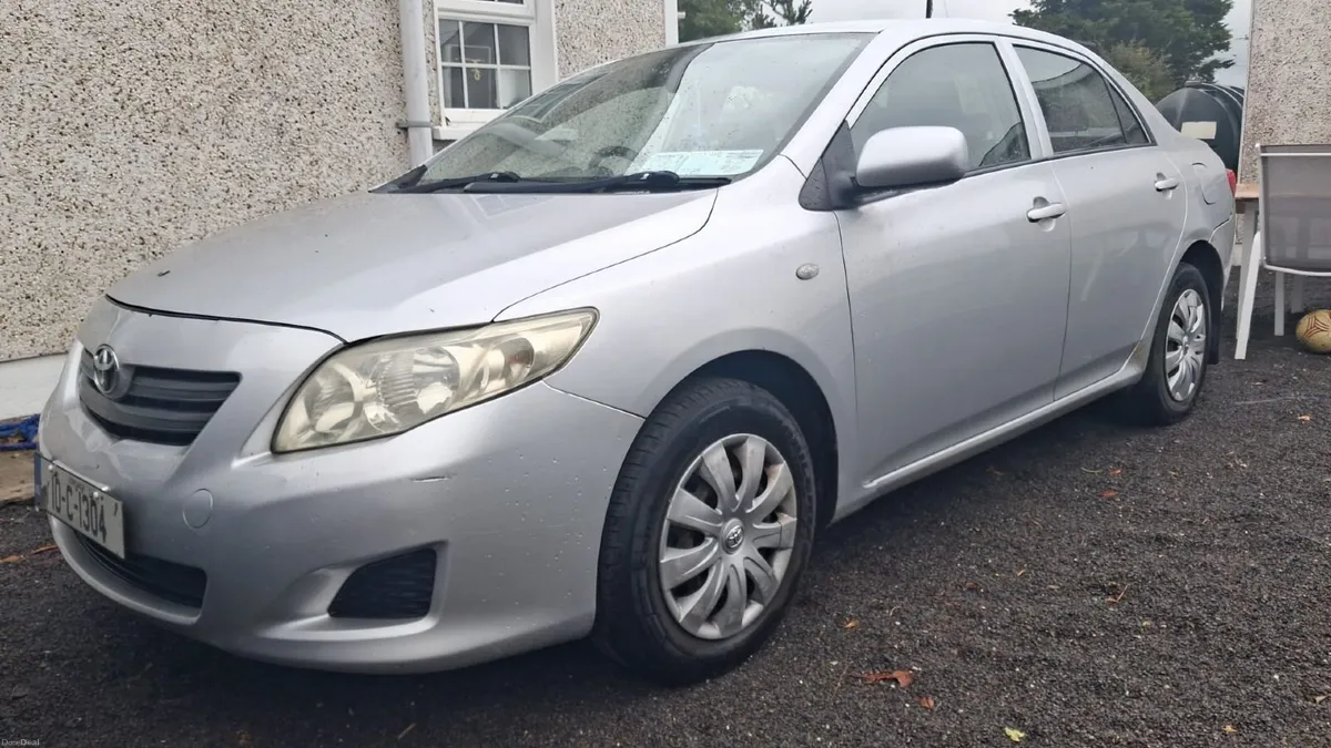 Toyota Corolla 2010 - Image 3