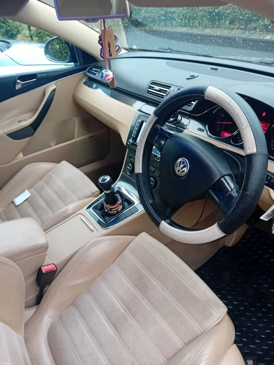 VW Passat 1.6 FSI Highline | LONG NCT 02/27 - Image 3