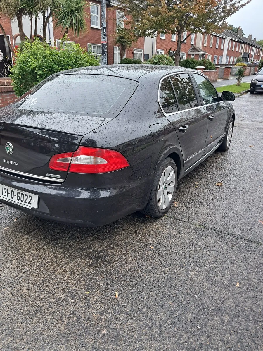 Skoda Superb 2013 - Image 1
