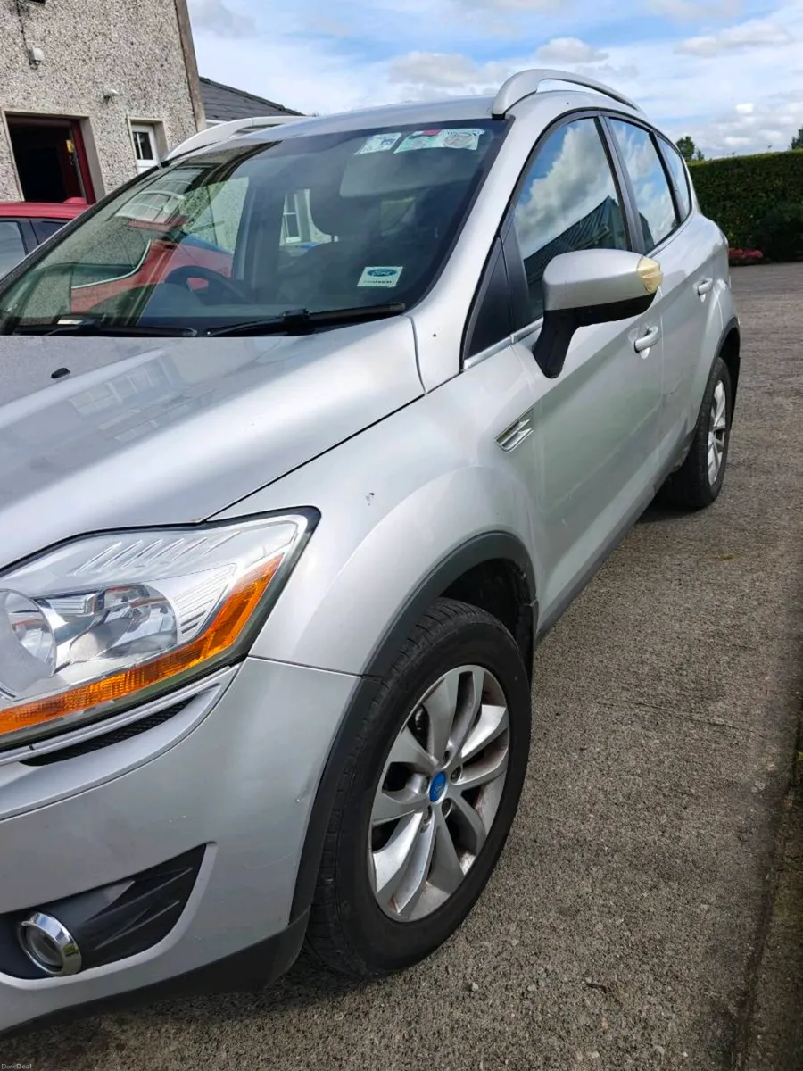 Car - Image 3